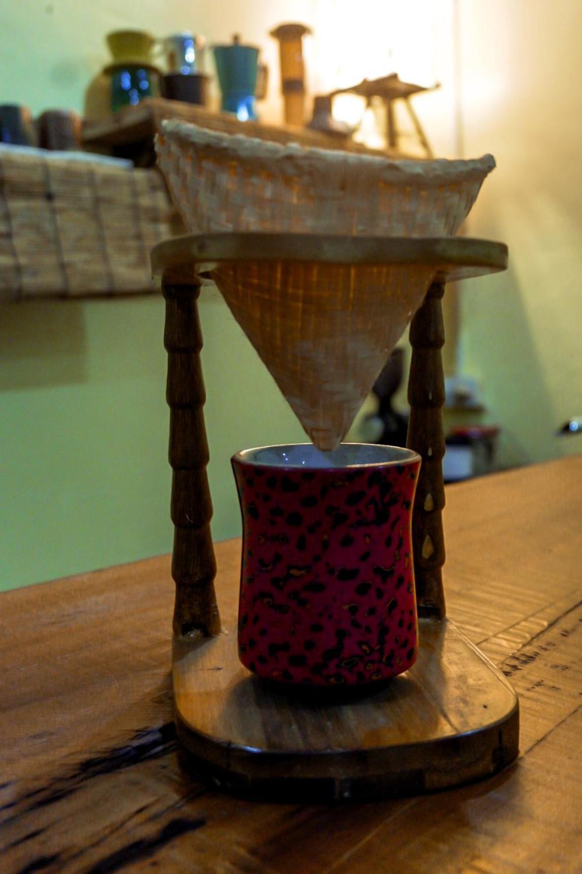 Non Pakse Hostel & Coffee House Екстер'єр фото