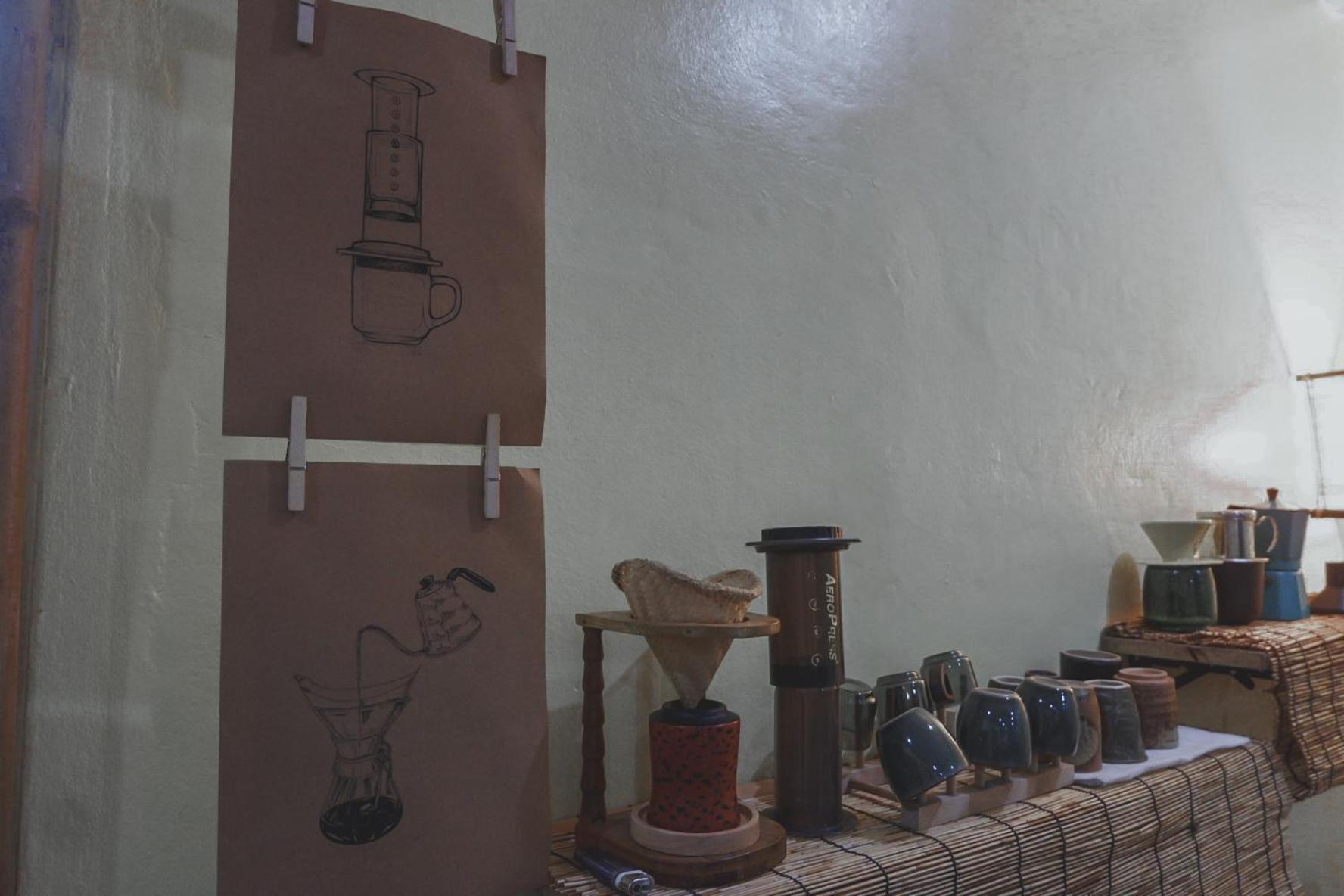 Non Pakse Hostel & Coffee House Екстер'єр фото