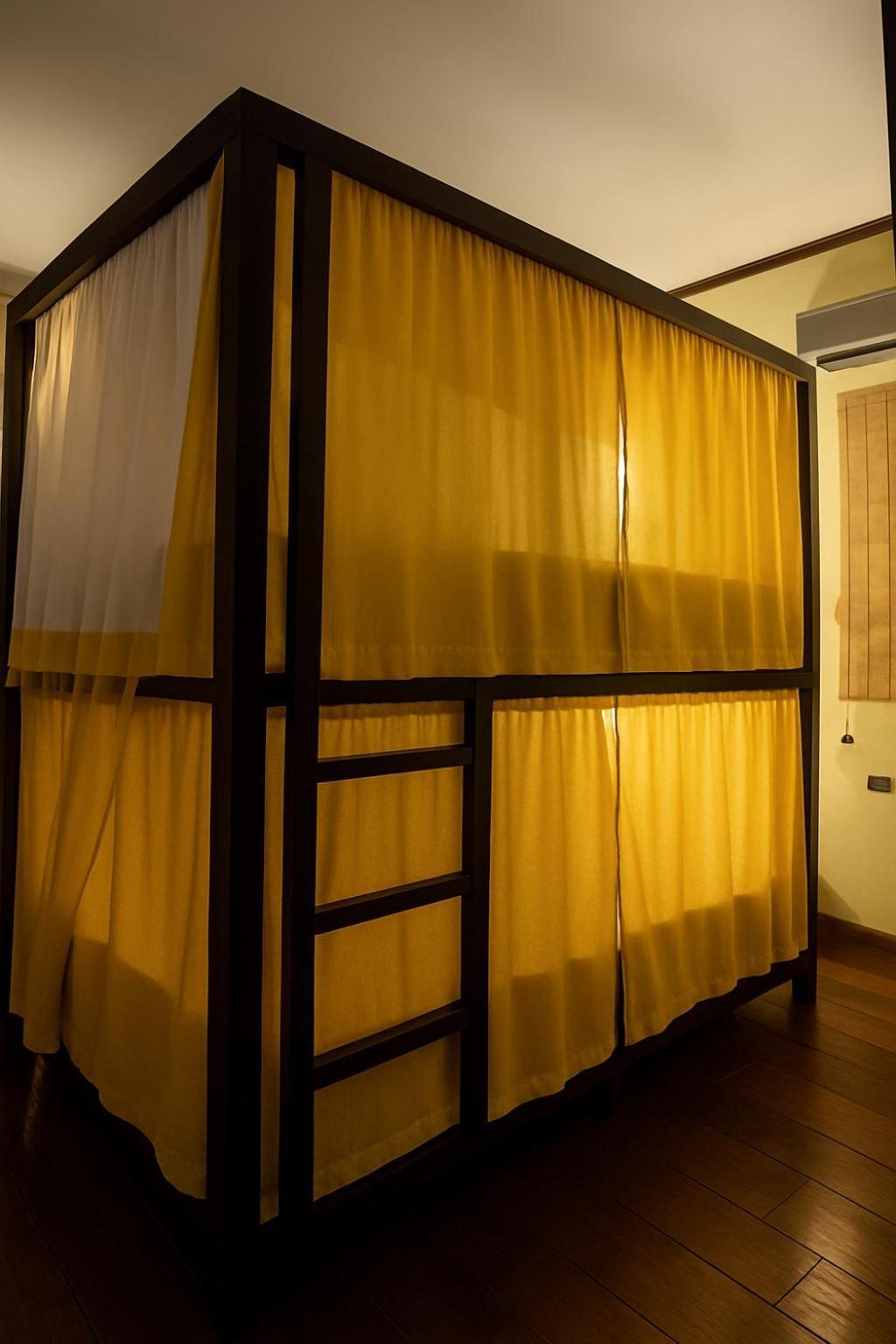 Non Pakse Hostel & Coffee House Екстер'єр фото