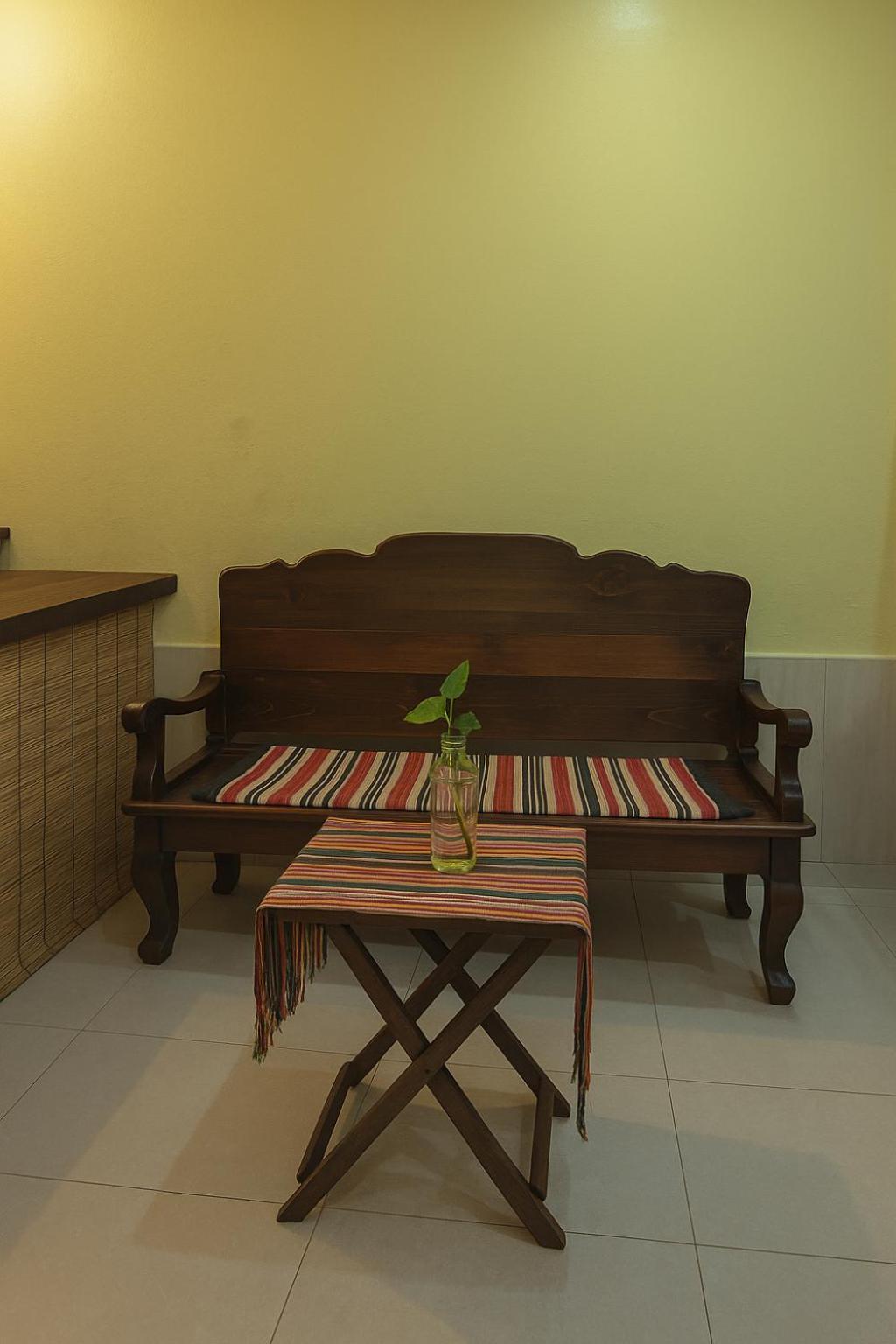 Non Pakse Hostel & Coffee House Екстер'єр фото