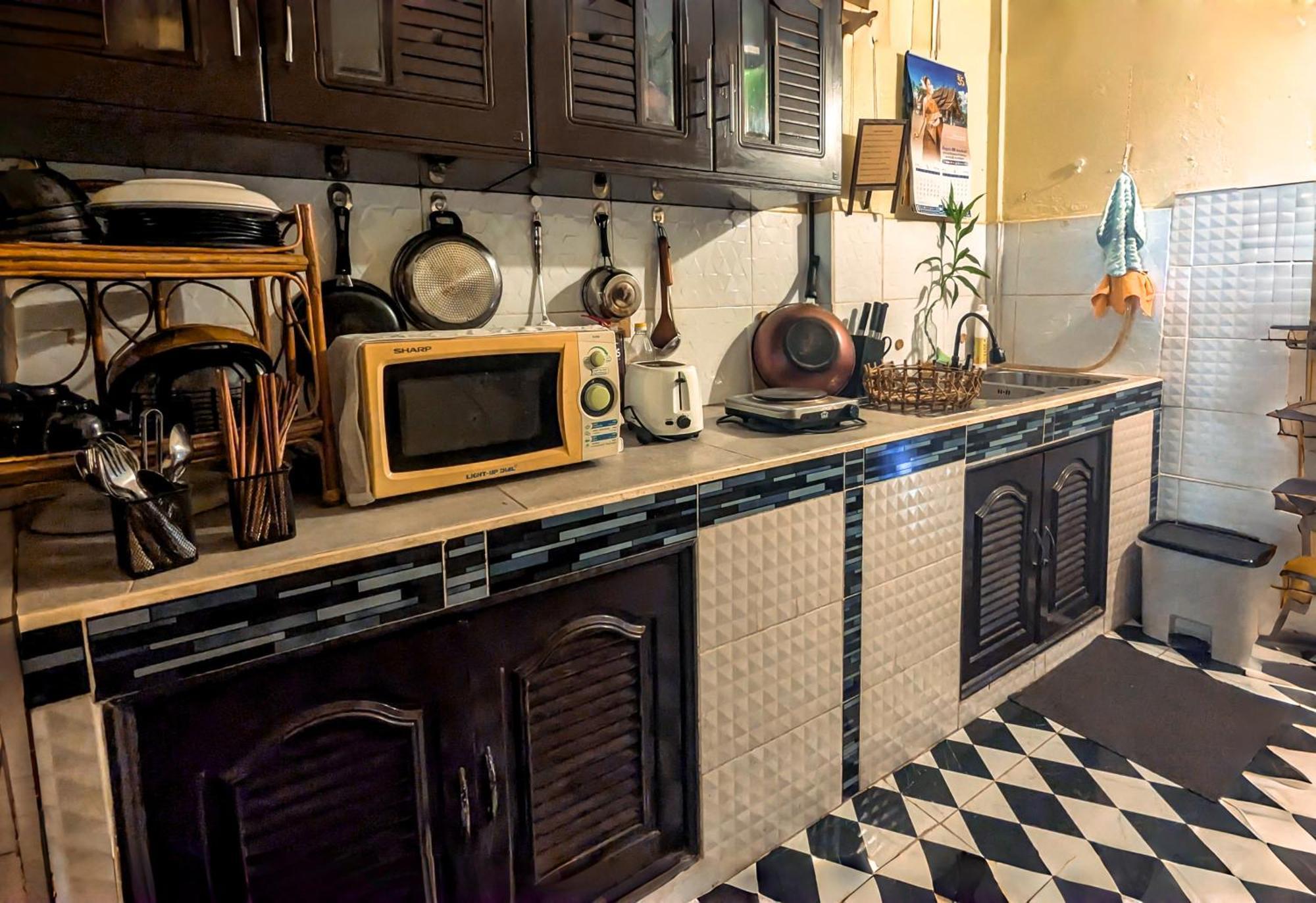 Non Pakse Hostel & Coffee House Екстер'єр фото